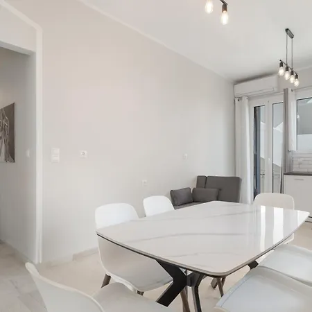 Ellavie Apartment
